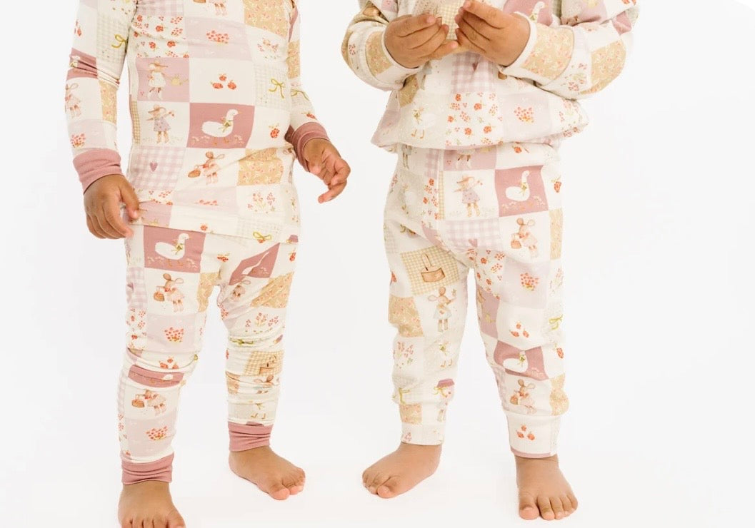 Storybook Picnic Crewneck Set